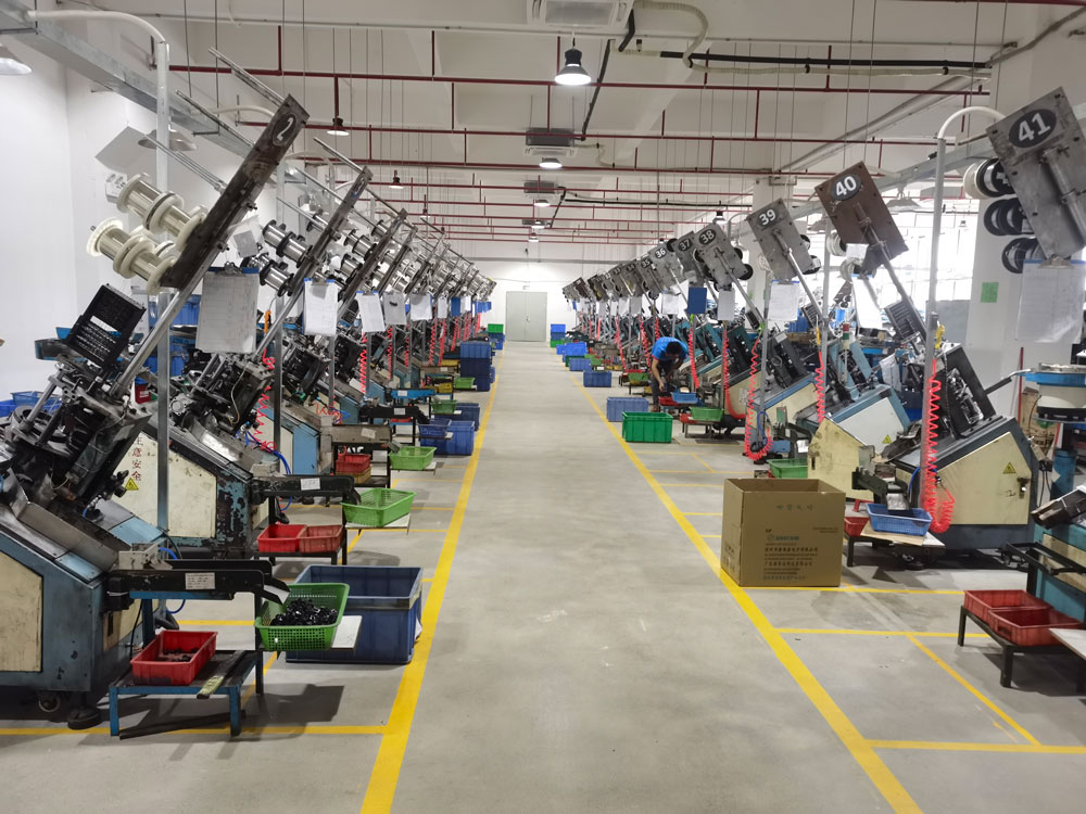 钱柜qg777工厂车间事情情形（广东河源）